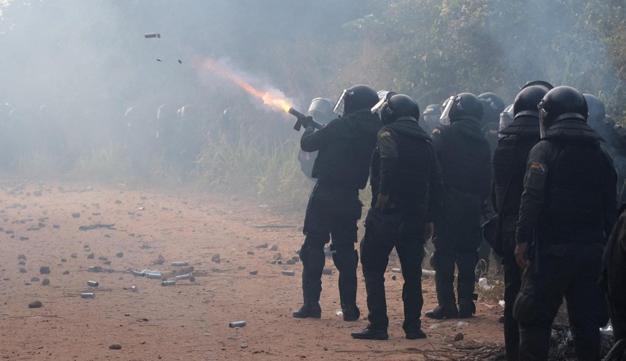 imagen de Bolivia cambia Defensa y endurece la respuesta ante bloqueos y protestas
