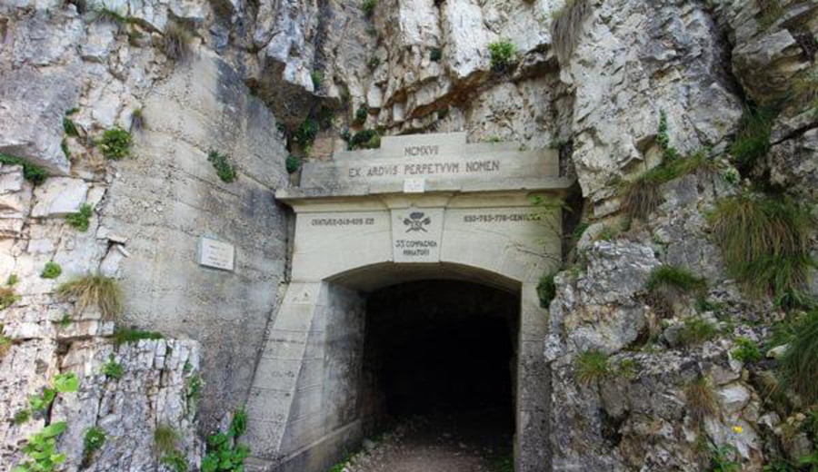 imagen de La Strada delle 52 Gallerie: La increíble carretera militar que atravesó los Alpes y se construyó en 9 meses