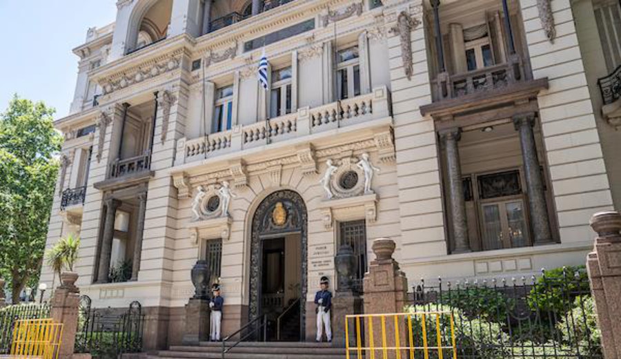 imagen de Asamblea General aprobó, en acuerdo del FA, PN y PC, a Álvaro Franca como nuevo ministro de la SCJ