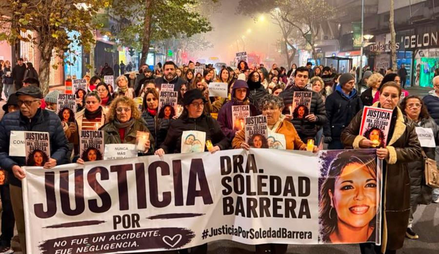 imagen de Muerte de Soledad Barrera: Movilización reclamó justicia tras la reducción de la sanción a la anestesista