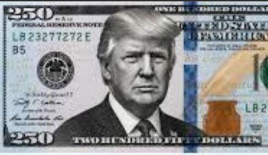 imagen de "El Donald" de 250 quiere superar a "el Franklin" de cara grande. Michael Mansillla