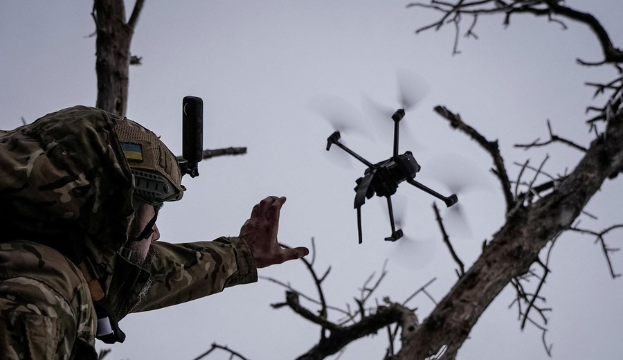 imagen de Zelenski da una semana a Bielorrusia para retirar equipos que guían drones rusos