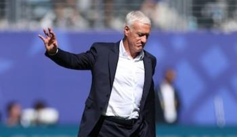 imagen de Didier Deschamps abandonó la concentración para volver a Francia y se perderá el partido contra Noruega