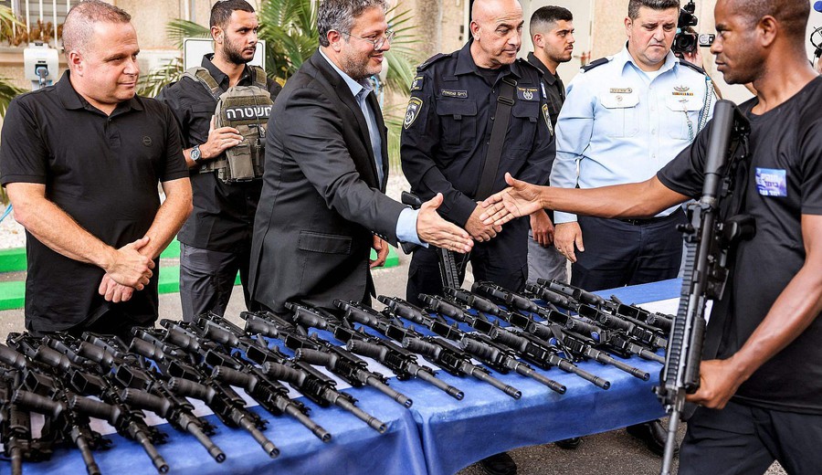imagen de Ben-Gvir, armas a civiles y el debate sobre la violencia de colonos