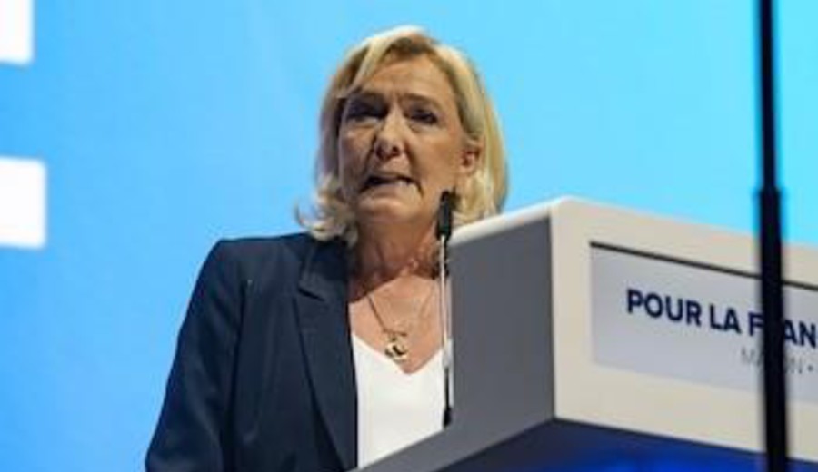 imagen de Le Pen anuncia que será candidata en las elecciones presidenciales de 2027 tras rebaja de su condena