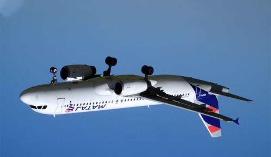 imagen de Latam: el abuso en el cielo con los pasajeros con la ñata contra el vidrio