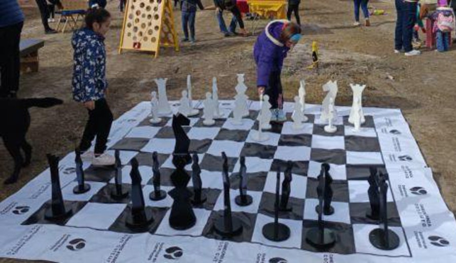 imagen de Gobierno de Canelones organizó junto a MEVIR una Jornada de la Familia en Obra de Los Cerrillos