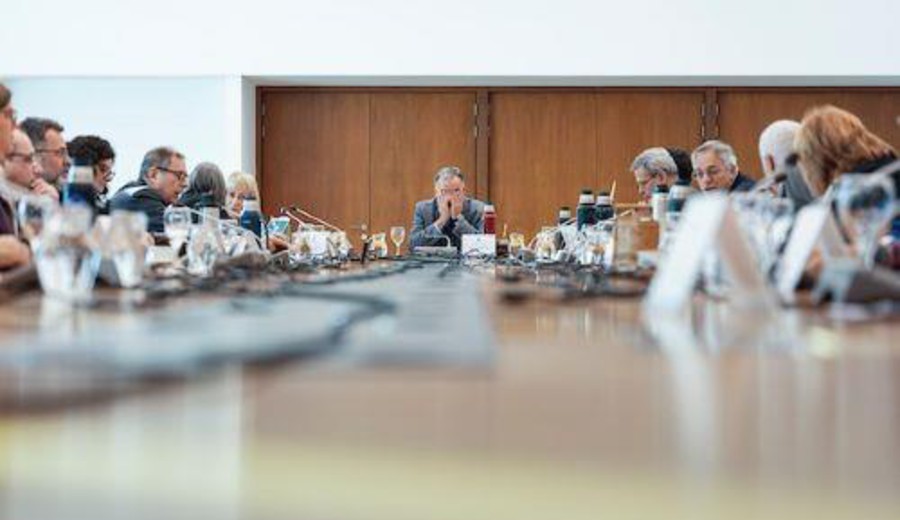 imagen de Aumenta la desaprobación del presidente Orsi y llega a 53%, frente a solo 26% de aprobación