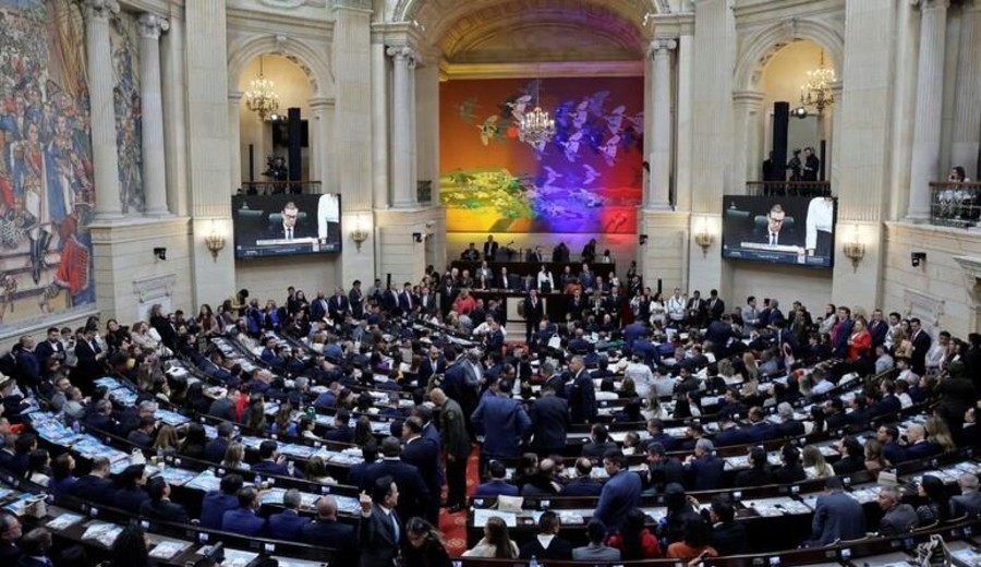 imagen de Colombia: De la Espriella y su primera derrota política en el Congreso