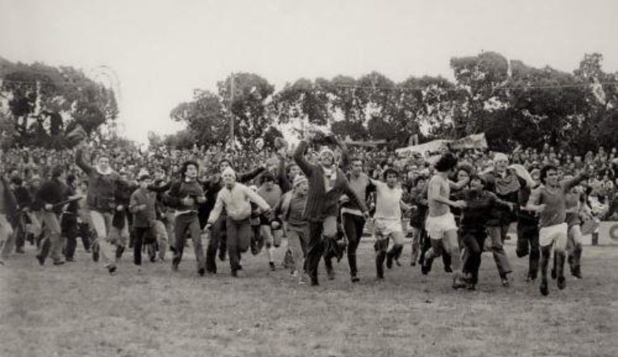 imagen de Muestra fotográfica por los 50 años del primer título conseguido por Defensor
