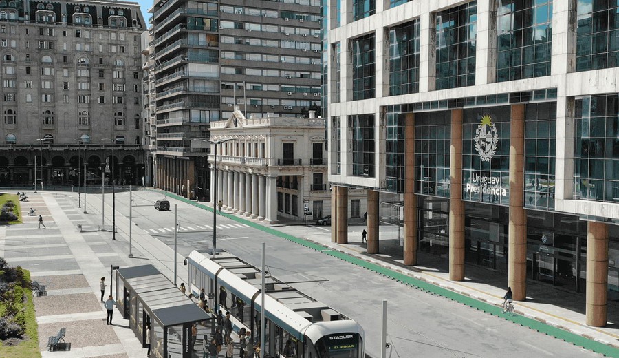 imagen de Stadler reactiva el tren-tram con una inversión de US$ 787 millones