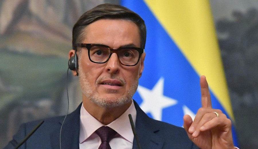 imagen de Venezuela da un giro diplomático: se aleja de la Corte Penal Internacional y se acerca a Perú