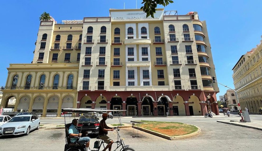 imagen de La salida de las grandes hoteleras internacionales de Cuba plantea dudas sobre el futuro del sector turístico