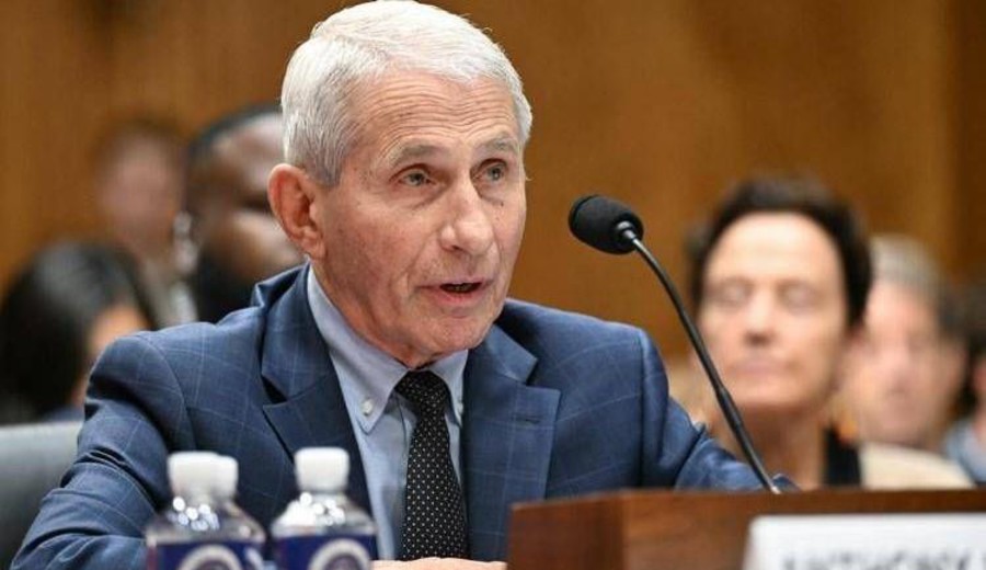 imagen de Fauci fue declarado culpable de desacato al Congreso y enfrenta un juicio