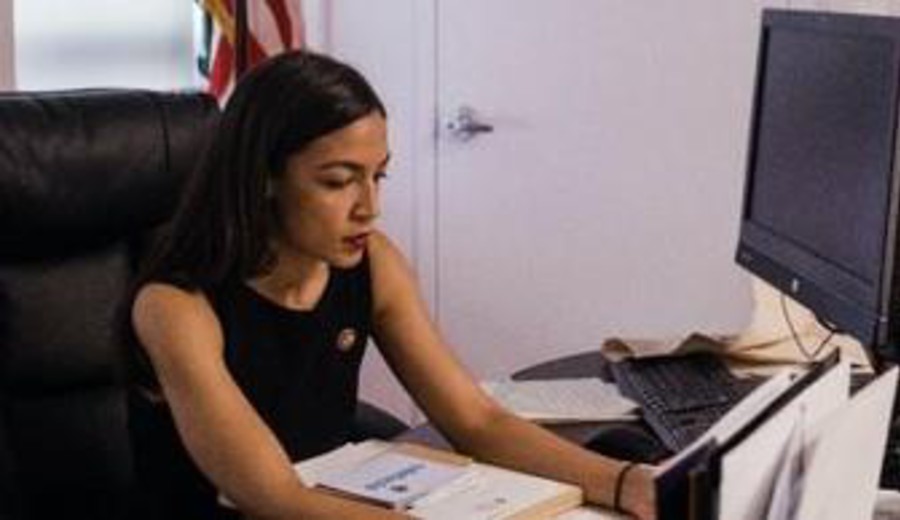 imagen de La demócrata Alexandria Ocasio-Cortez no descarta competir por la Presidencia de EE. UU. en 2028