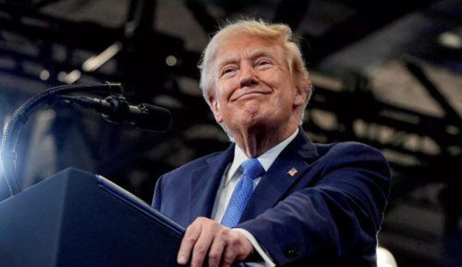 imagen de "¡Hasta dejarlos hechos polvo!": Trump amenaza atacar a Omán si interfiere en la situación en torno al estrecho de Ormuz