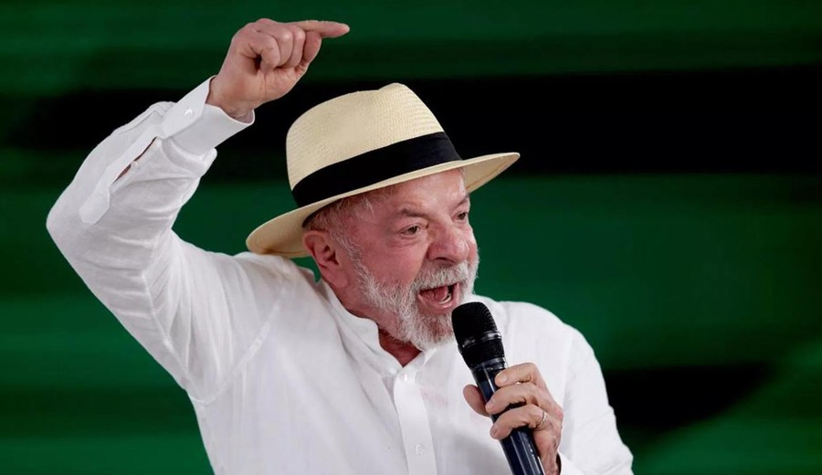 imagen de "No podemos permitir que Brasil vaya con la cabeza agachada", dice Lula