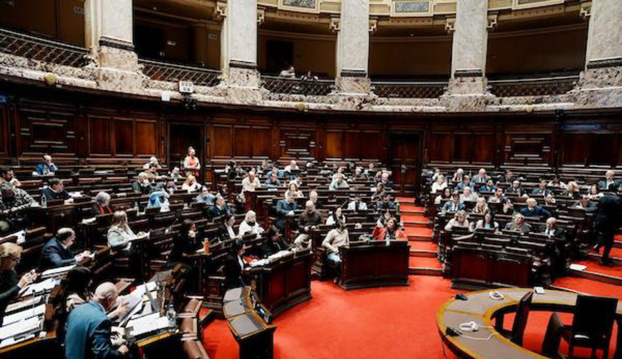 imagen de Gobierno salvó sus prioridades con Cabildo Abierto, pero la oposición frenó buena parte de la Rendición