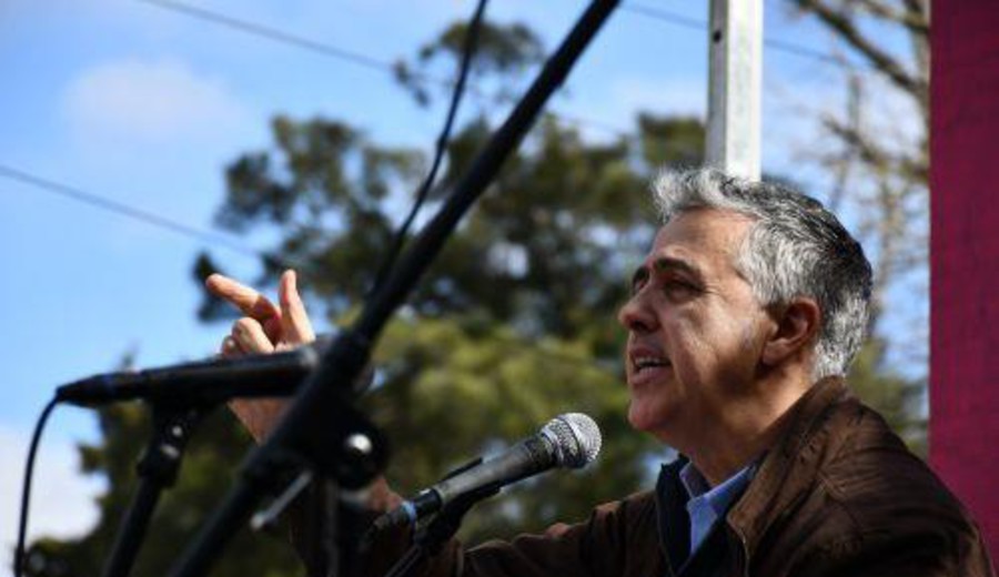 imagen de AEBU: Discutir y participar