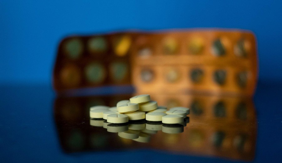 imagen de Incorporan al Formulario Terapéutico del Sistema de Salud 12 medicamentos de alto costo que se podrán adquirir por $300