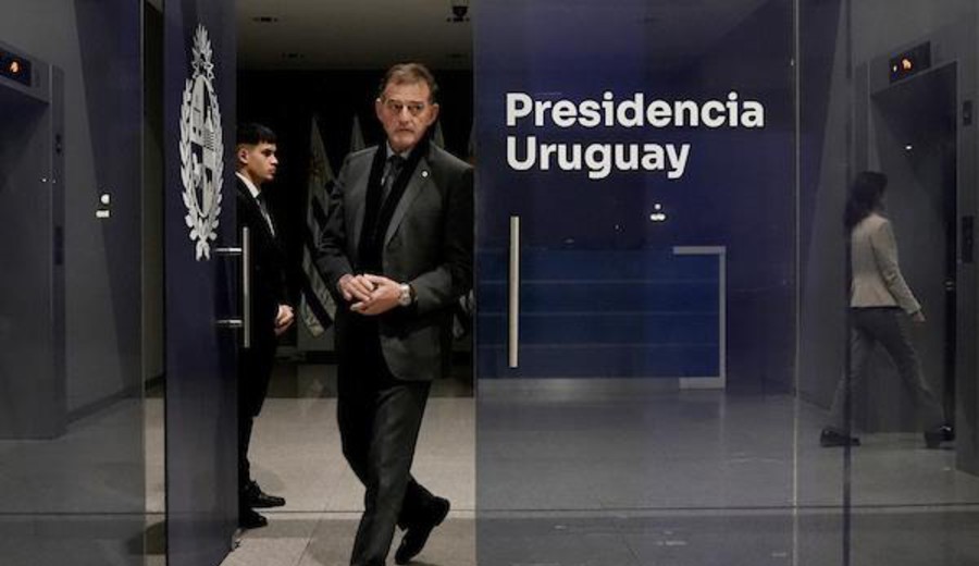 imagen de Manini tras reunirse con Orsi: "Es lamentable" que algunos partidos hayan condicionado el diálogo