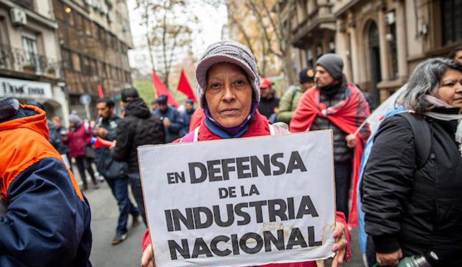 imagen de "Infelices" e "inocente": Sindicatos industriales chocan duramente con Oddone por los subsidios