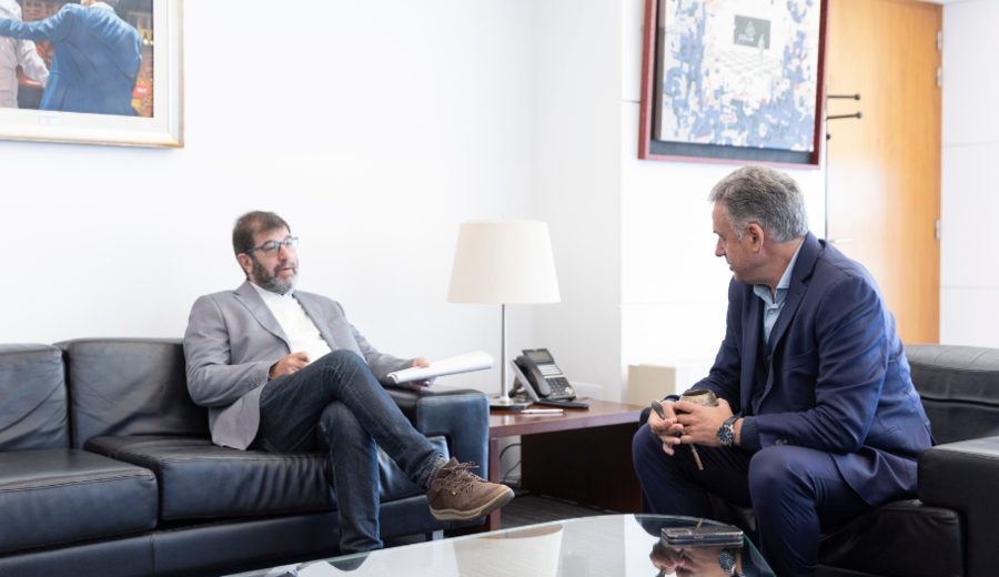 imagen de Continuando sus intercambios con líderes políticos, el presidente Orsi recibió a Fernando Pereira