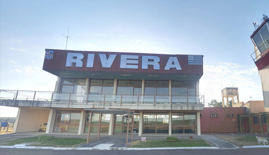 imagen de Faltan controladores y peligran vuelos a Salto y Rivera