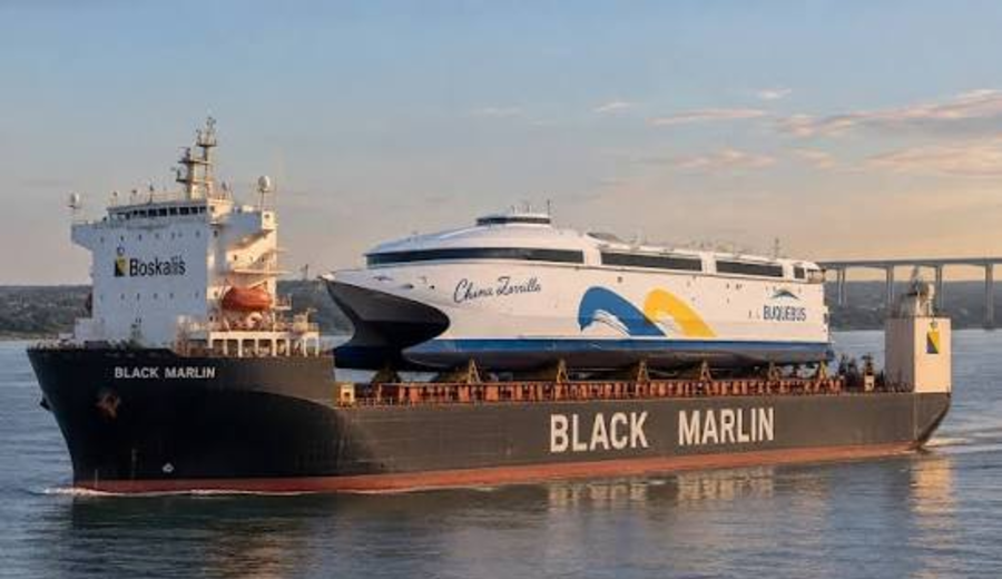imagen de El ferry eléctrico China Zorrilla llega a Nueva Palmira para su puesta a flote