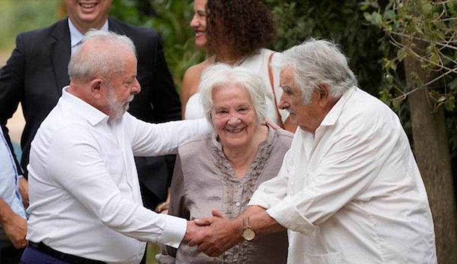 imagen de El FA teme quedar aislado si Bolsonaro derrota a Lula en Brasil