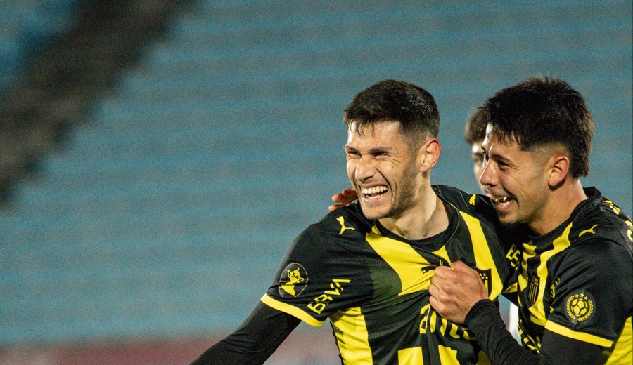 imagen de Peñarol le ganó a Albion 3-1 y recuperó la punta de la Anual