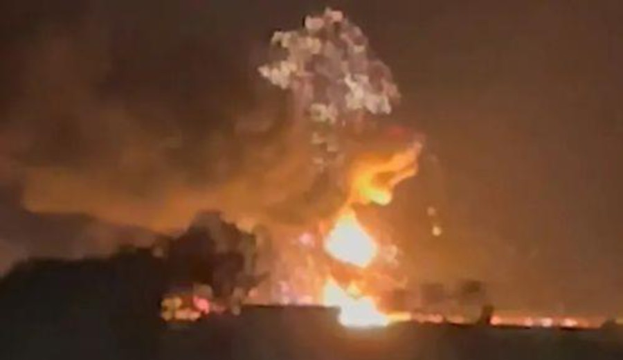 imagen de Ataque con drones ucranianos daña una refinería rusa en Yaroslavl en plena tensión por la supuesta "tregua energética"