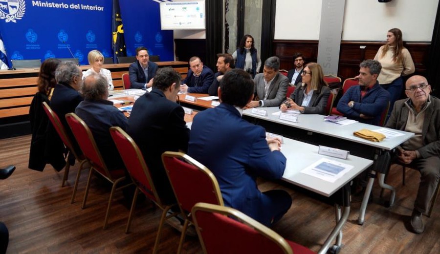 imagen de Gobierno coordina nuevas comisarías, tecnología y control de armas dentro del plan de seguridad