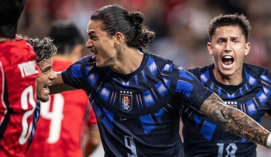 imagen de Uruguay goleó a Corea del Sur y obtuvo su primer triunfo con Forlán como técnico