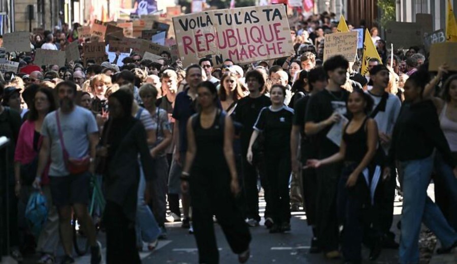 imagen de Sindicatos y docentes se suman a las marchas de estudiantes en Francia