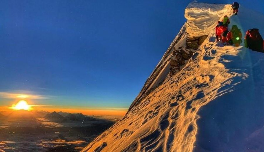 Imagen del contenido La ciencia italiana en el Everest: los secretos del sueño a gran altura