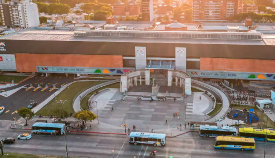 imagen de Shoppings uruguayos se renuevan con marcas e inversiones millonarias