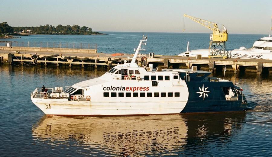 imagen de Colonia Express anuncia nueva línea a Buenos Aires, pero la ANP advierte que aún falta una autorización