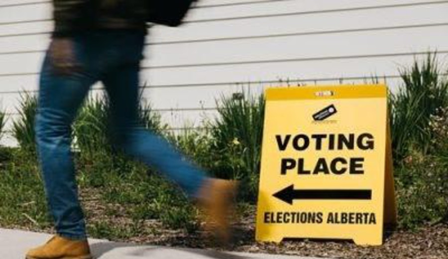 imagen de El 76 % de los votantes de Alberta rechaza la secesión de Canadá, según el recuento inicial