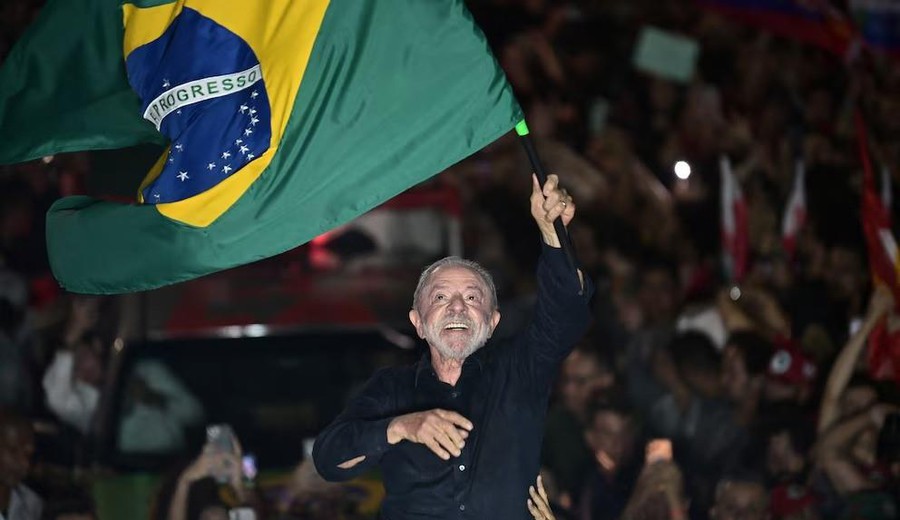 imagen de Por el mundo/agencia argentina Infobae: Lula ganó histórico balotaje a Bolsonaro y asumirá un cuarto mandato en Brasil