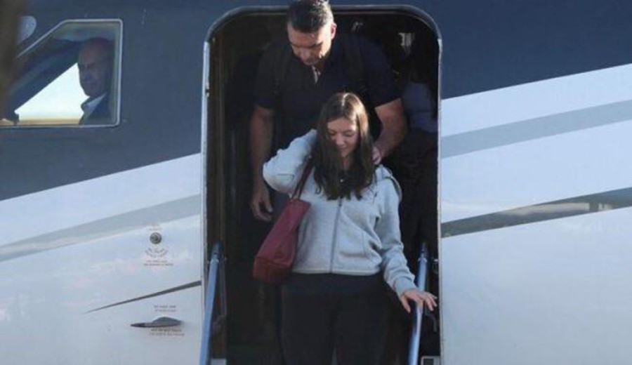 imagen de Fuga de Bolsonaro: rol clave de Santiago Caputo, 2 jets privados y un misterioso ex agente de la DEA