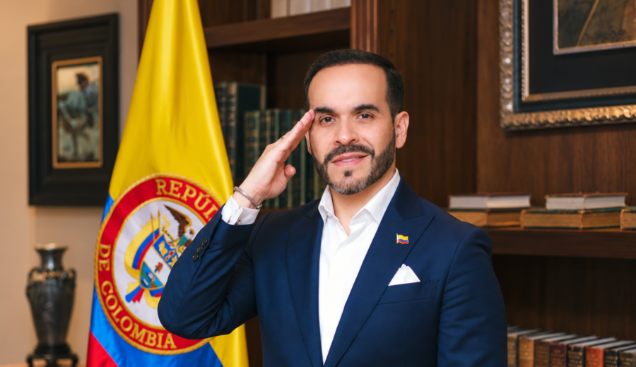 imagen de De la Espriella prometió no subir impuestos y ahora presenta una reforma que recupera medidas de Petro