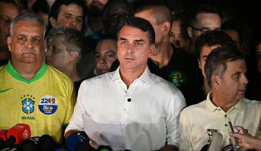 imagen de Brasil convoca a la representante diplomática de Argentina para que dé explicaciones sobre la fuga de Bolsonaro